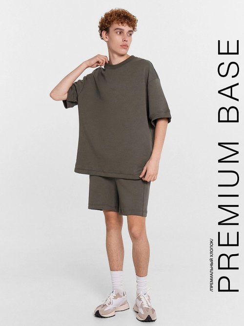 Комплект спортивный мужской хаки (джемпер, шорты), фото 1 из 5