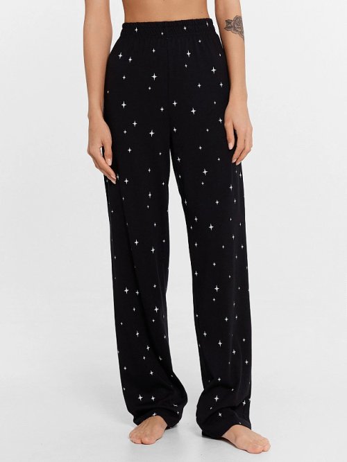Комплект женский (джемпер, брюки) черный со звездной россыпью, фото 4 из 7