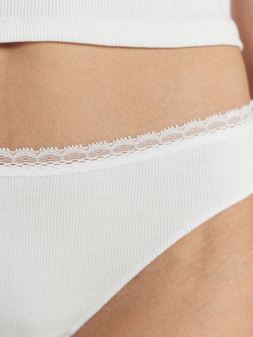 Трусы женские классические в белом цвете с кружевным поясом, фото 7 из 24