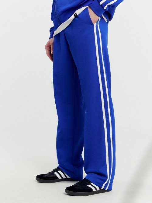 Брюки мужские синие со светло-молочными лампасами, фото 2 из 7