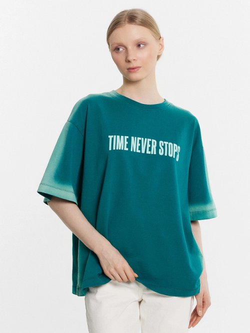 Футболка женская зеленая "time never stops", фото 1 из 5