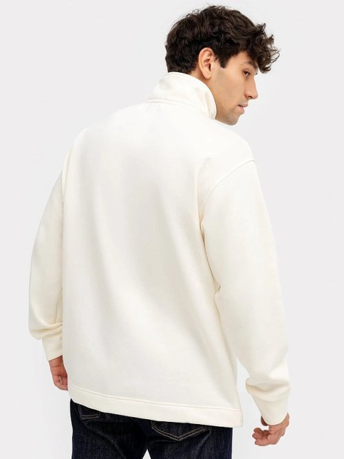 Джемпер мужской с воротником-стойкой в бежевом оттенке, фото 3 из 4