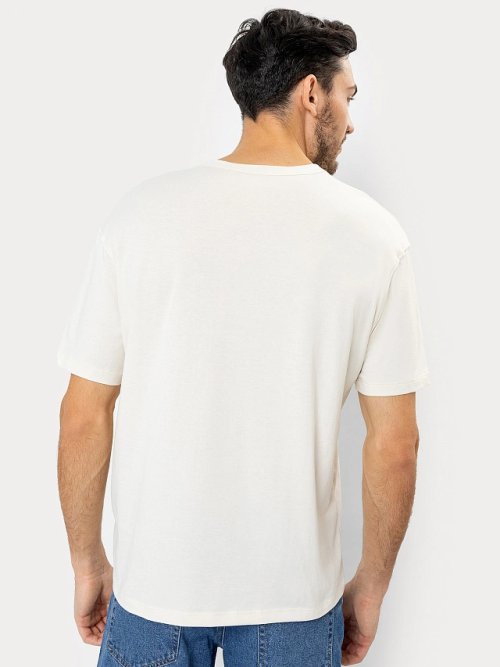 Футболка мужская бежевая с рисунком и текстом, фото 2 из 4