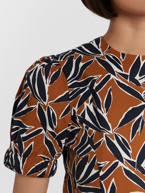 Блузка женская коричневая с принтом "листья", фото 6 из 7