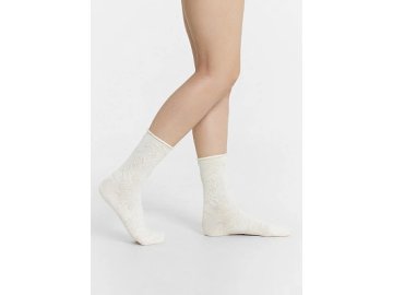 Носки женские в молочно-белом цвете