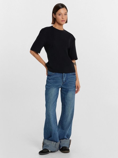 Джемпер женский в черном цвете, фото 3 из 5