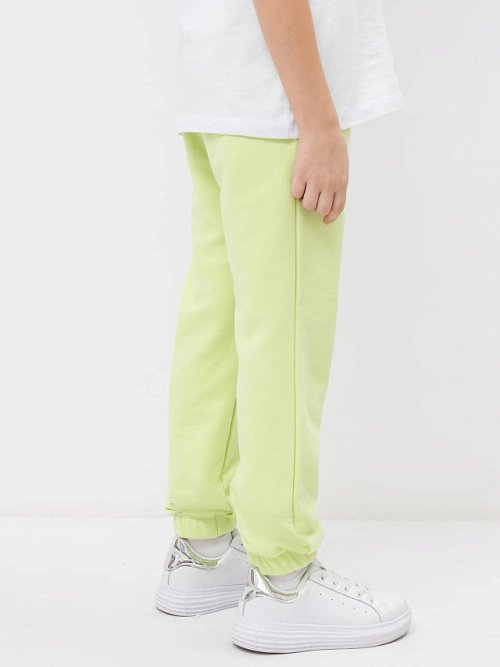 Брюки-джоггеры для девочек в бледно-лаймовом цвете, фото 3 из 5