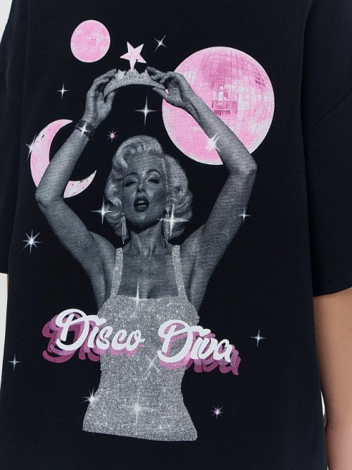 Футболка женская черная с надписью "Disco Diva" оверсайз, фото 5 из 7