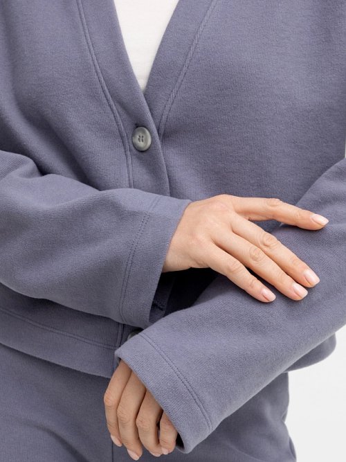 Кардиган женский укороченный в синем цвете, фото 7 из 8