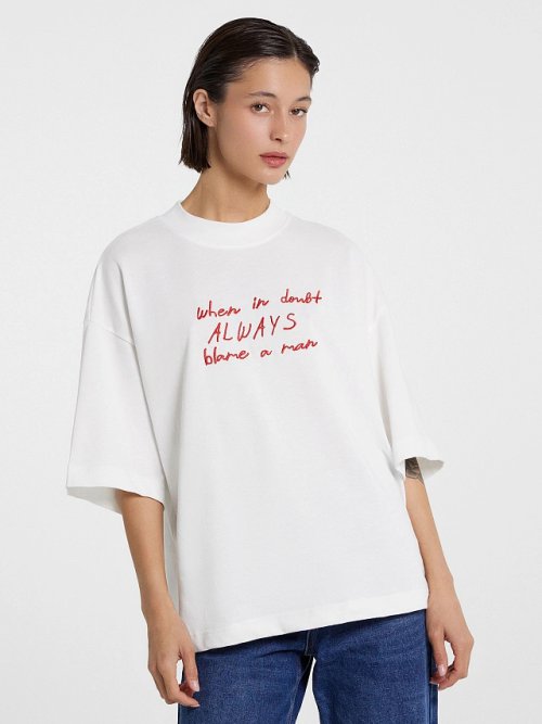Футболка женская с вышивкой "When in doubt always blame a man", фото 1 из 33