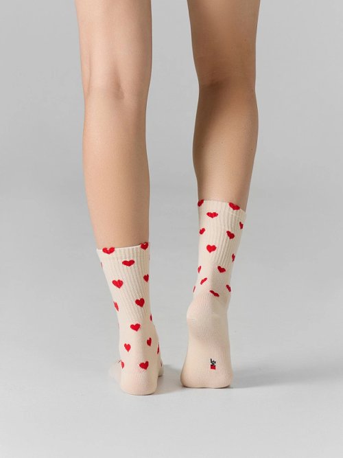 Носки женские бежевые с сердечками, фото 4 из 7