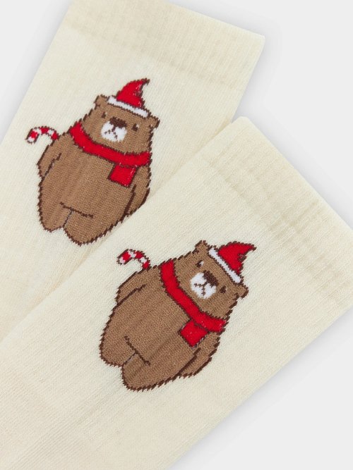 Носки женские кремовые с узором в виде новогоднего мишки, фото 8 из 24