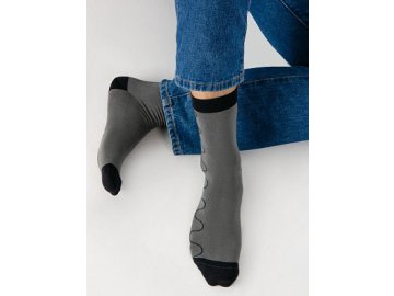 Носки мужские серые с рисунком волны