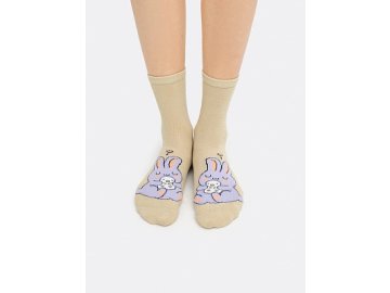 Носки женские бежевые с плюшевым следом и рисунком в виде заек