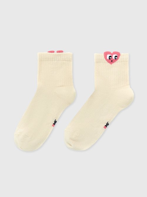 Носки женские бежевые с узором в виде сердечка, фото 3 из 4