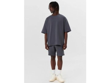 Комплект мужской серый: футболка и шорты в Лепеле Марк Формель