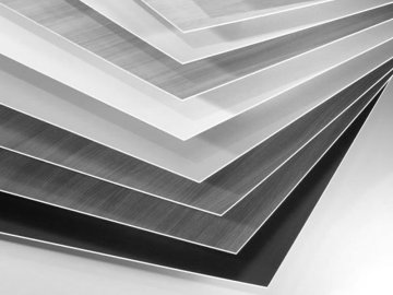 ХДФ-О крашеное 2440х1220х3 мм, 1 сорт, белый в Барановичах Ома