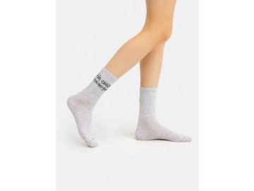 Носки женские серые с рисунком в виде надписи "На себя посмотри"