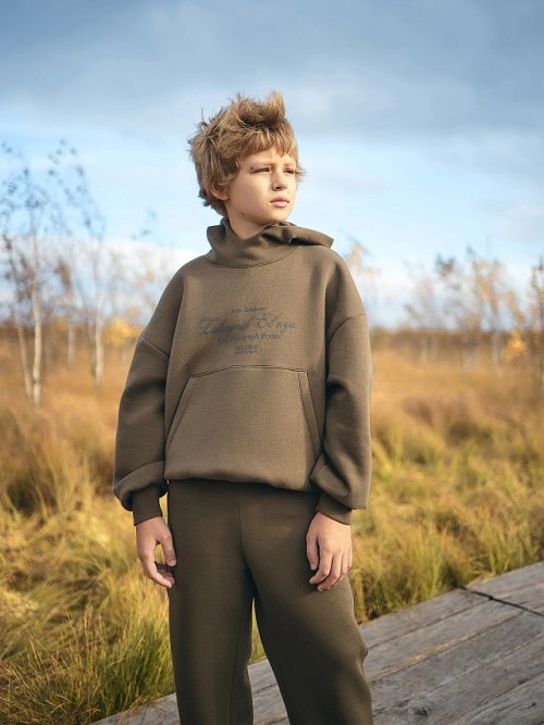 Худи для мальчиков оверсайз коричневое из коллекции "Zakaзnik El’nya / Заказник Ельня", фото 1 из 7