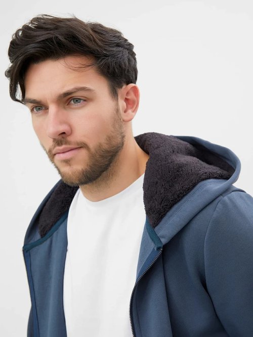 Теплая толстовка с меховым капюшоном в темно-изумрудном цвете, фото 4 из 4