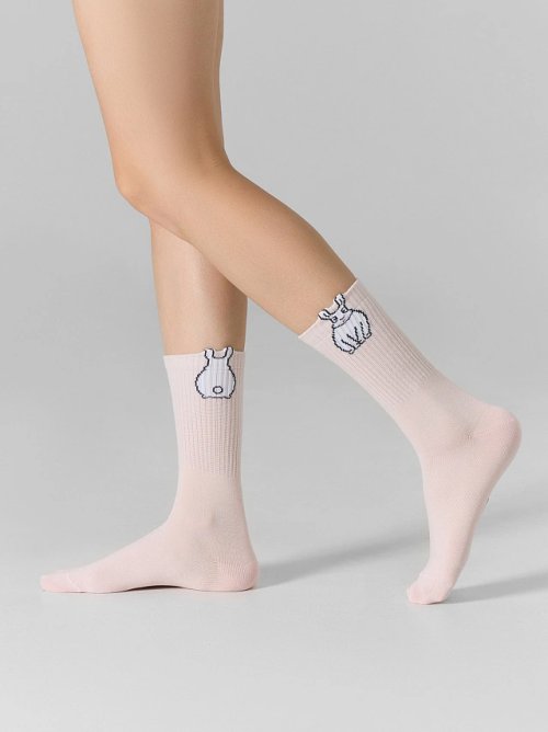 Носки женские розовые с рисунком в виде кролика, фото 3 из 7
