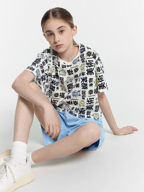 Футболка для девочек белая с принтом "иероглифы", фото 2 из 8