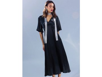 Платье женское в черном цвете из вискозы Марк Формель