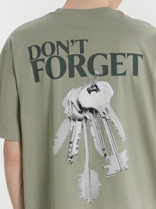 Футболка мужская серая с принтом и надписью "don't forget", фото 5 из 12