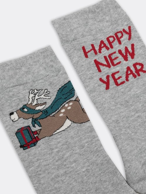 Высокие мужские носки с махровой стопой в оттенке "серый меланж" и новогодней надписью, фото 4 из 4