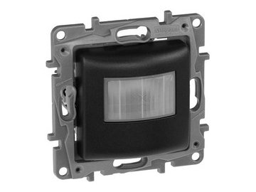 Выключатель Legrand Etika 672617