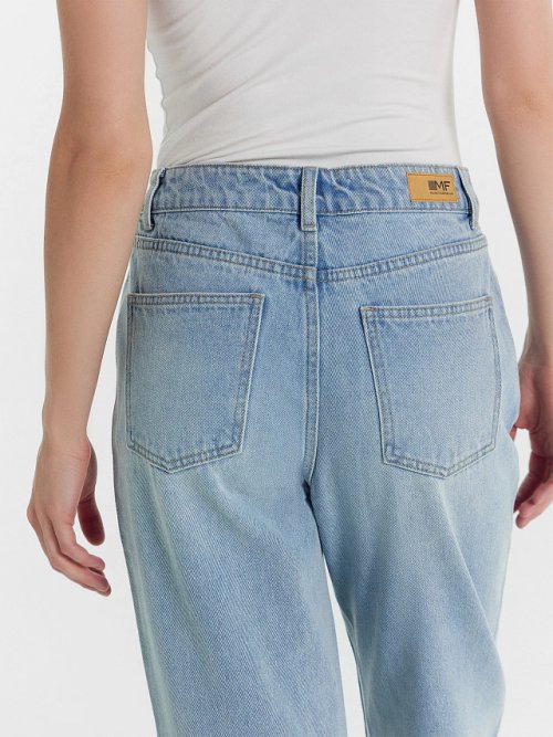 Брюки женские джинсовые mom fit голубые, фото 6 из 40