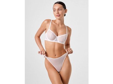 Трусы женские бразилиана в белом цвете