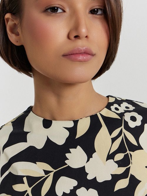 Рубашка женская черная с цветочным принтом, фото 5 из 7