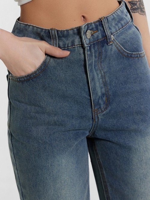 Джинсы женские синие с эффектом выцветания, фото 5 из 6