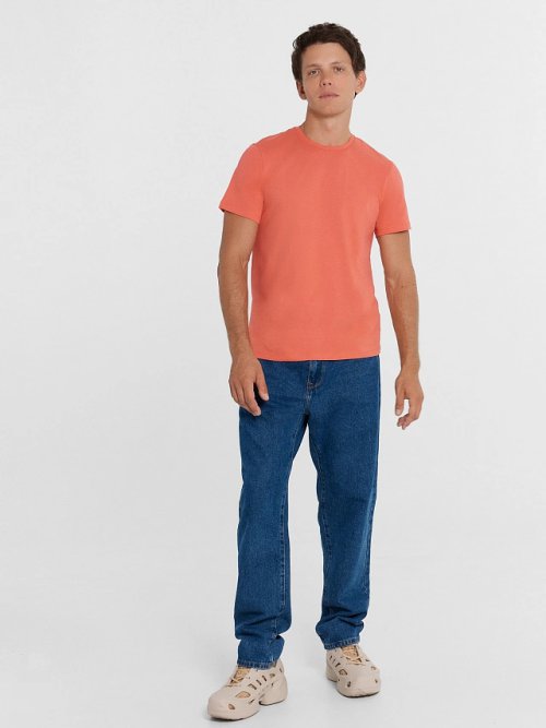 Футболка мужская в кораллово-красном цвете, фото 3 из 5