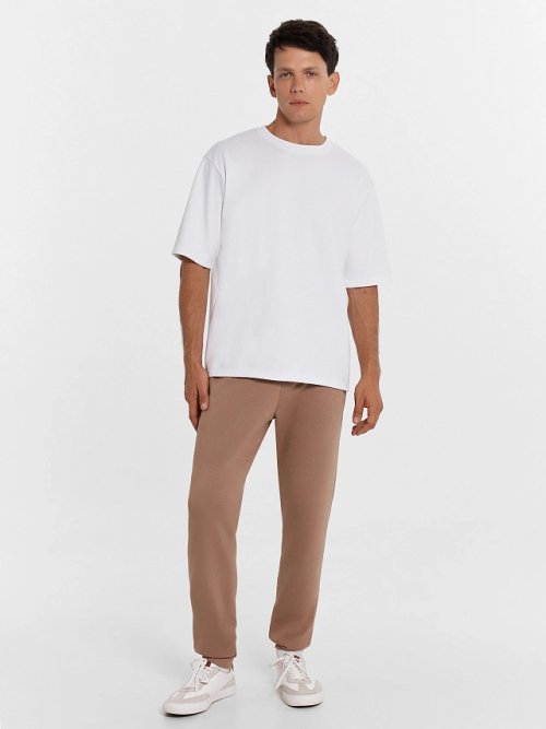 Брюки-джоггеры мужские в бежевом цвете, фото 3 из 5