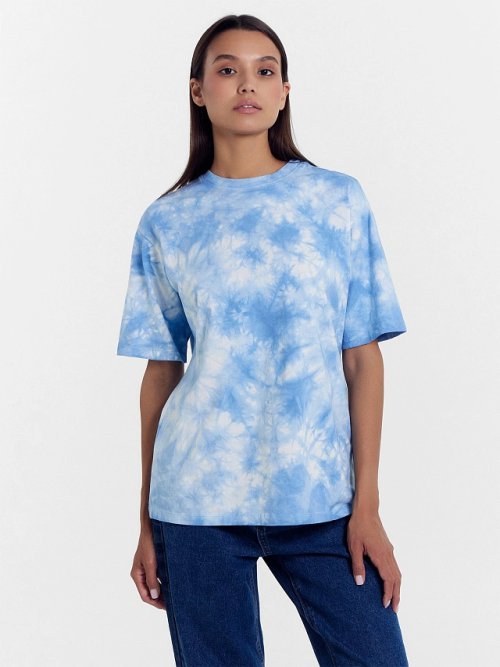 Футболка женская голубая в технике фаст-дай, фото 1 из 5