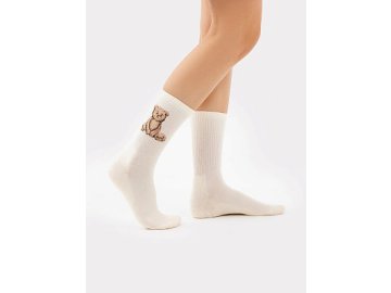 Носки женские кремово-бежевые с рисунком в виде медвежат