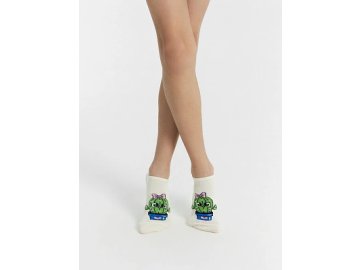 Носки детские молочно-белые с рисунком в виде кактусов