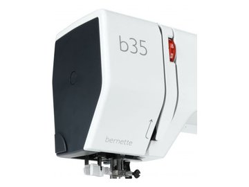 Швейная машина бытовая BERNETTE b35