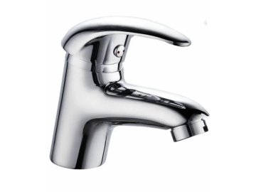 Смеситель для умывальника GROSS AQUA 6226257C Basic