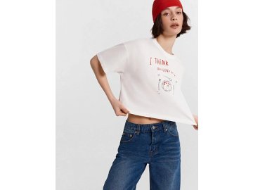 Футболка женская белая с принтом и надписью "I think I like this little life"