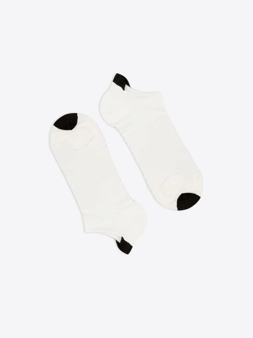Короткие мужские спортивные носки из пряжи meryl® skinlife белого цвета, фото 1 из 12