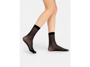 Носки женские капроновые в черном цвете