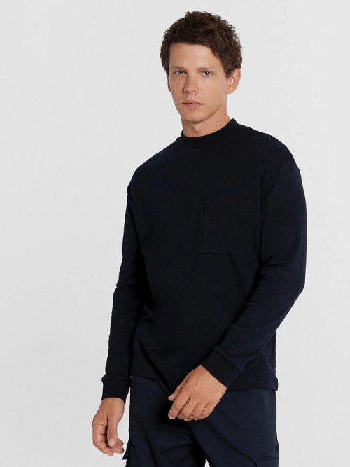 Лонгслив мужской в черном цвете, фото 2 из 5