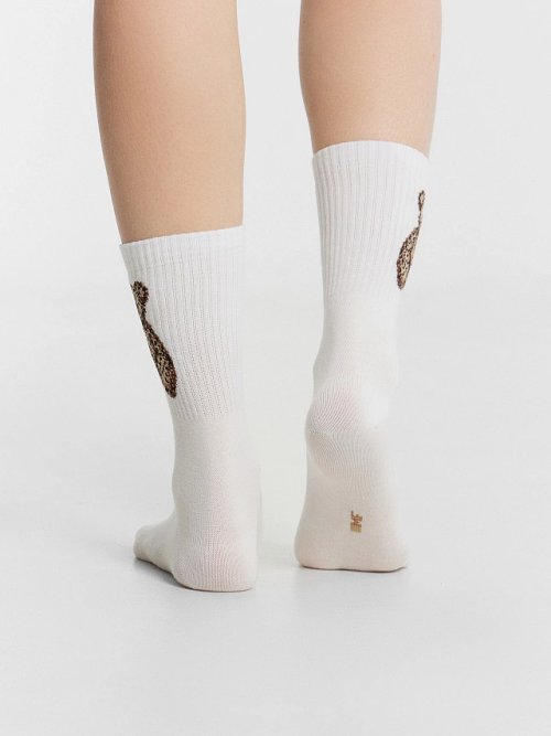 Носки женские высокие белые с узором в виде мишки, фото 4 из 18