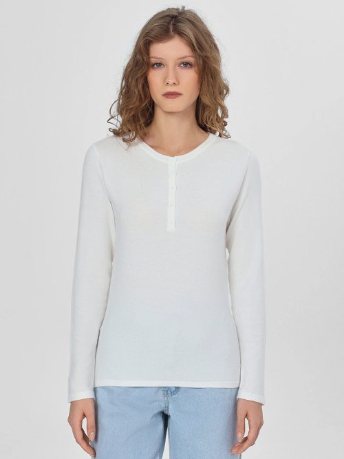 Джемпер женский белый, фото 1 из 6