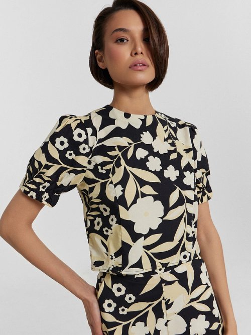 Рубашка женская черная с цветочным принтом, фото 2 из 7