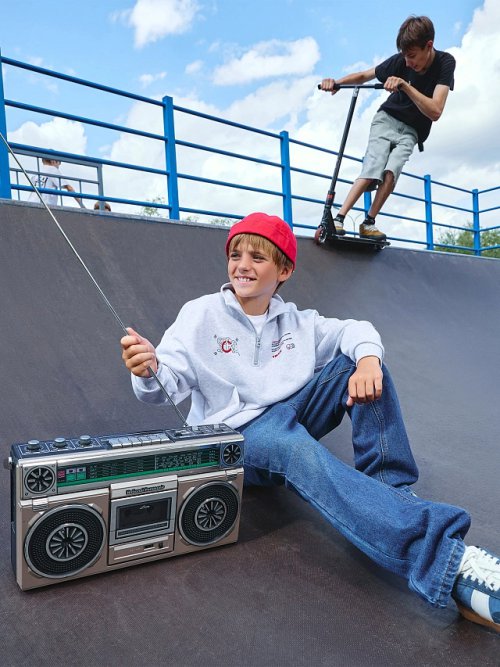 Толстовка для мальчиков серая с принтом, фото 2 из 11