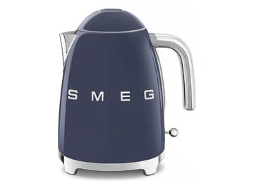 Электрический чайник Smeg KLF03NBEU